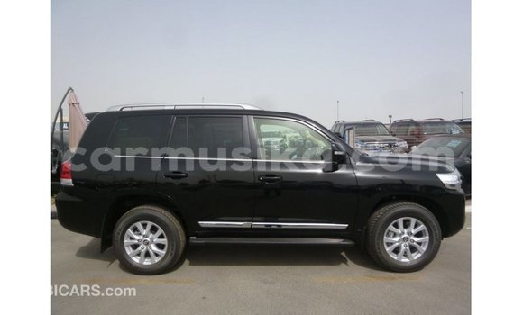 Tenga Imported Toyota Land Cruiser Nhema Mota in Import - Dubai in Harare Tenga Imported Toyota Land Cruiser Nhema Mota in Import - Dubai in Harare