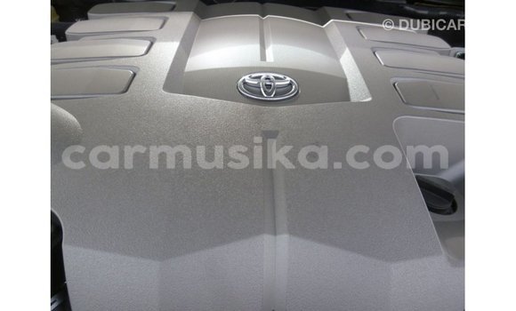 Tenga Imported Toyota Land Cruiser Nhema Mota in Import - Dubai in Harare Tenga Imported Toyota Land Cruiser Nhema Mota in Import - Dubai in Harare