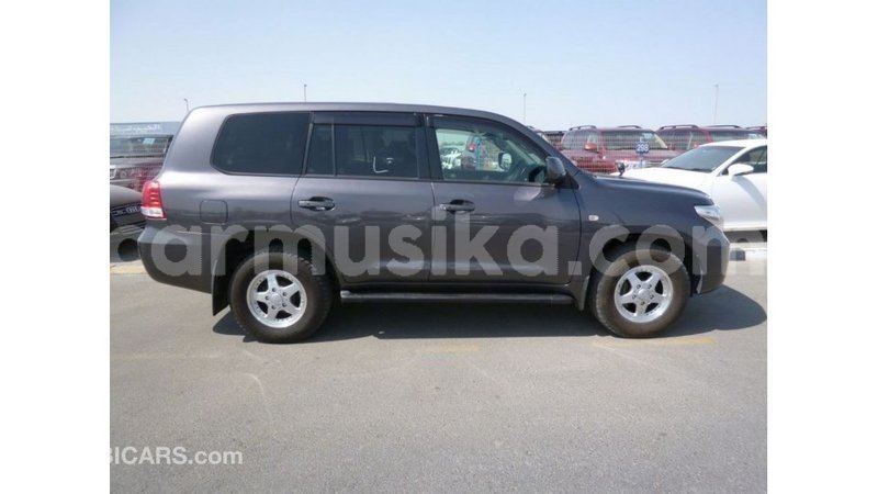 Big with watermark toyota land cruiser harare import dubai 12995