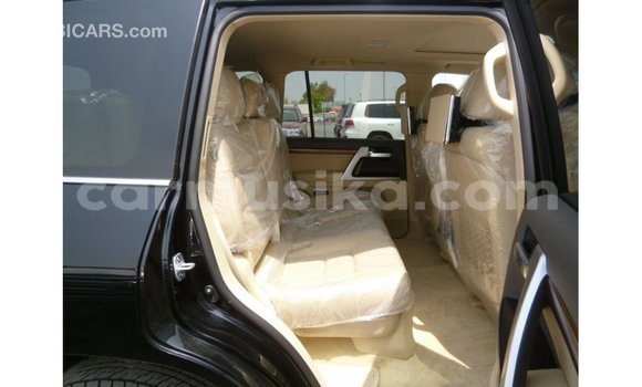 Buy Import Toyota Land Cruiser Black Car in Import - Dubai in Harare Buy Import Toyota Land Cruiser Black Car in Import - Dubai in Harare