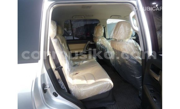 Acheter Import Voiture Toyota Land Cruiser Autre à Import - Dubai, Harare Acheter Import Voiture Toyota Land Cruiser Autre à Import - Dubai, Harare