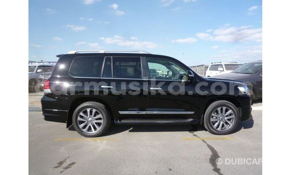 Nunua Imported Toyota Land Cruiser Nyeusi Gari ndani ya Import - Dubai nchini Harare Nunua Imported Toyota Land Cruiser Nyeusi Gari ndani ya Import - Dubai nchini Harare