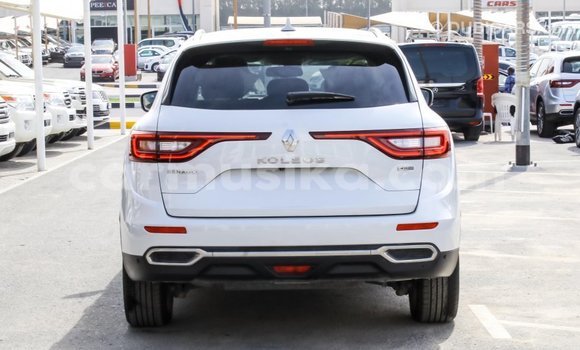 Acheter Import Voiture Renault Koleos Blanc à Import - Dubai, Harare Acheter Import Voiture Renault Koleos Blanc à Import - Dubai, Harare