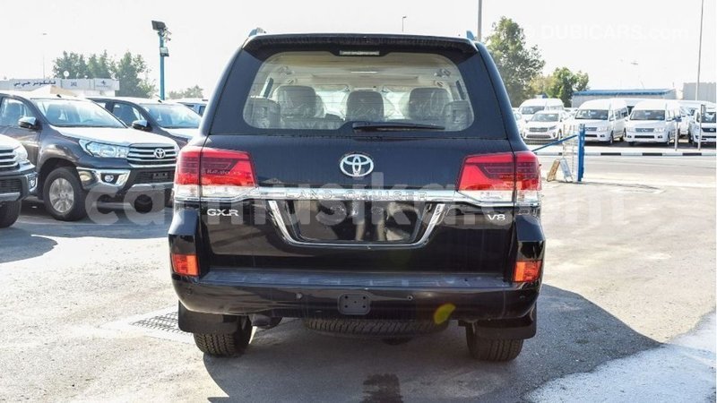 Big with watermark toyota land cruiser harare import dubai 13007