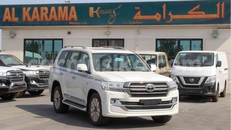 Big with watermark toyota land cruiser harare import dubai 13015