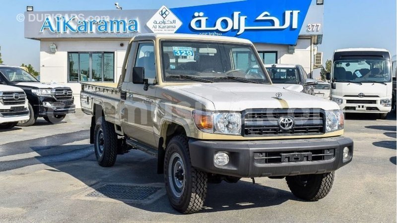 Big with watermark toyota land cruiser harare import dubai 13020