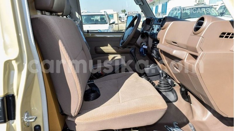 Big with watermark toyota land cruiser harare import dubai 13020