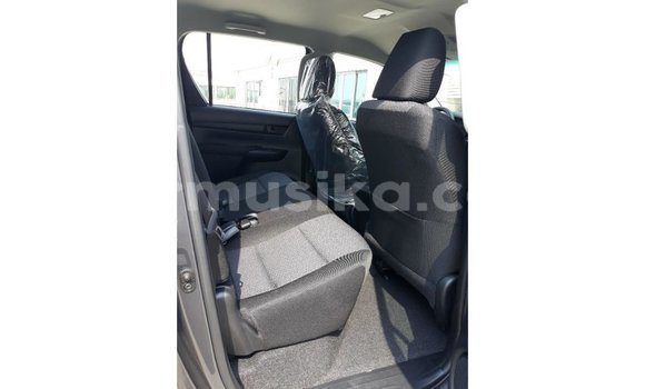 Buy Import Toyota Hilux Black Car in Import - Dubai in Harare Buy Import Toyota Hilux Black Car in Import - Dubai in Harare