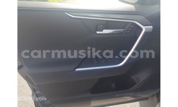 Nunua Imported Toyota HiAce Nyingine Lori ndani ya Import - Dubai nchini Harare Nunua Imported Toyota HiAce Nyingine Lori ndani ya Import - Dubai nchini Harare