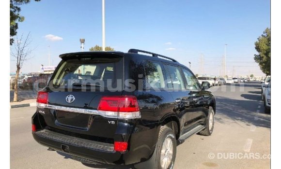 Acheter Import Voiture Toyota Land Cruiser Noir à Import - Dubai, Harare Acheter Import Voiture Toyota Land Cruiser Noir à Import - Dubai, Harare