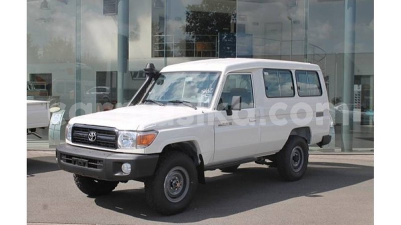 Big with watermark toyota land cruiser harare import dubai 13037