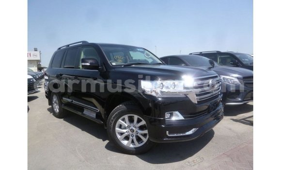 Tenga Imported Toyota Land Cruiser Nhema Mota in Import - Dubai in Harare Tenga Imported Toyota Land Cruiser Nhema Mota in Import - Dubai in Harare