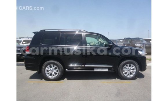 Tenga Imported Toyota Land Cruiser Nhema Mota in Import - Dubai in Harare Tenga Imported Toyota Land Cruiser Nhema Mota in Import - Dubai in Harare