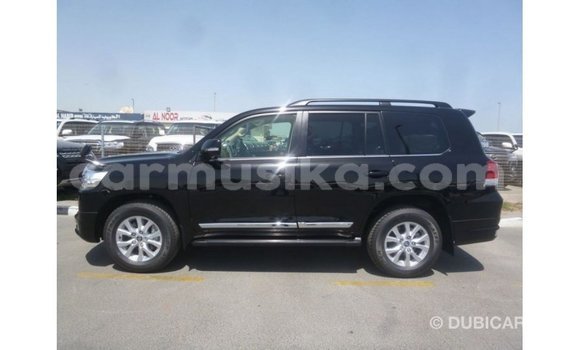 Tenga Imported Toyota Land Cruiser Nhema Mota in Import - Dubai in Harare Tenga Imported Toyota Land Cruiser Nhema Mota in Import - Dubai in Harare