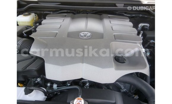 Tenga Imported Toyota Land Cruiser Nhema Mota in Import - Dubai in Harare Tenga Imported Toyota Land Cruiser Nhema Mota in Import - Dubai in Harare