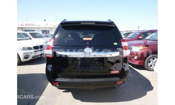 Nunua Imported Toyota Prado Nyeusi Gari ndani ya Import - Dubai nchini Harare Nunua Imported Toyota Prado Nyeusi Gari ndani ya Import - Dubai nchini Harare