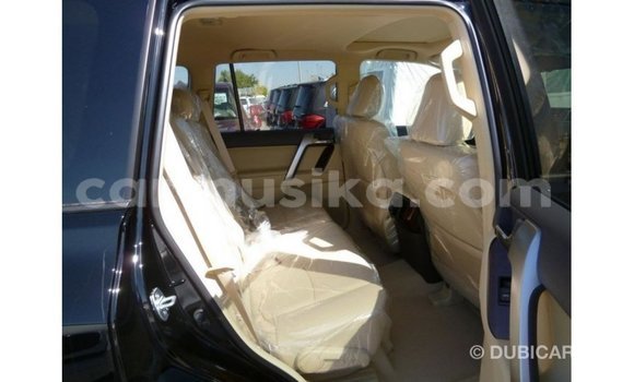 Nunua Imported Toyota Prado Nyeusi Gari ndani ya Import - Dubai nchini Harare Nunua Imported Toyota Prado Nyeusi Gari ndani ya Import - Dubai nchini Harare