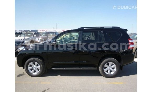 Nunua Imported Toyota Prado Nyeusi Gari ndani ya Import - Dubai nchini Harare Nunua Imported Toyota Prado Nyeusi Gari ndani ya Import - Dubai nchini Harare