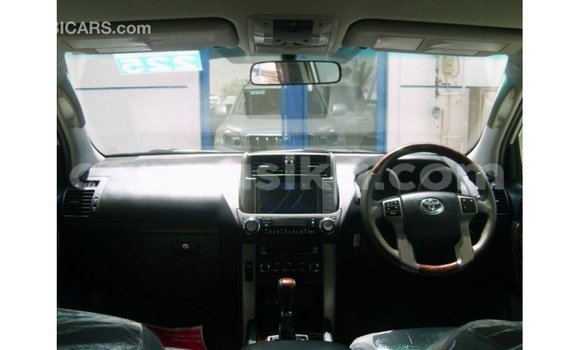 Tenga Imported Toyota Prado Zvimwe Mota in Import - Dubai in Harare Tenga Imported Toyota Prado Zvimwe Mota in Import - Dubai in Harare