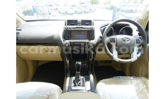 Nunua Imported Toyota Prado Nyingine Gari ndani ya Import - Dubai nchini Harare Nunua Imported Toyota Prado Nyingine Gari ndani ya Import - Dubai nchini Harare