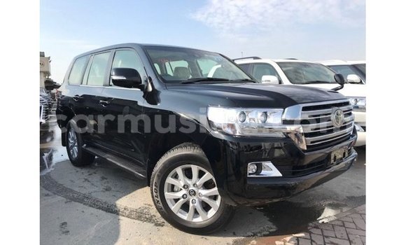 Tenga Imported Toyota Land Cruiser Nhema Mota in Import - Dubai in Harare Tenga Imported Toyota Land Cruiser Nhema Mota in Import - Dubai in Harare