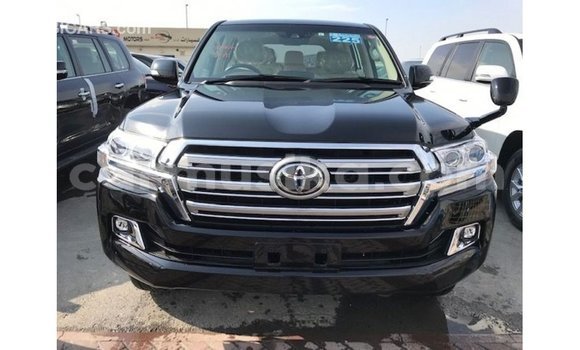Tenga Imported Toyota Land Cruiser Nhema Mota in Import - Dubai in Harare Tenga Imported Toyota Land Cruiser Nhema Mota in Import - Dubai in Harare