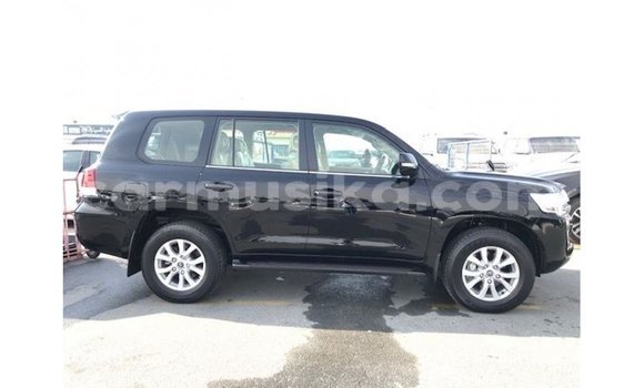 Tenga Imported Toyota Land Cruiser Nhema Mota in Import - Dubai in Harare Tenga Imported Toyota Land Cruiser Nhema Mota in Import - Dubai in Harare