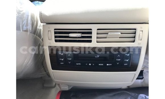 Tenga Imported Toyota Land Cruiser Nhema Mota in Import - Dubai in Harare Tenga Imported Toyota Land Cruiser Nhema Mota in Import - Dubai in Harare