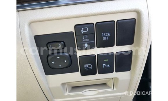 Tenga Imported Toyota Land Cruiser Nhema Mota in Import - Dubai in Harare Tenga Imported Toyota Land Cruiser Nhema Mota in Import - Dubai in Harare