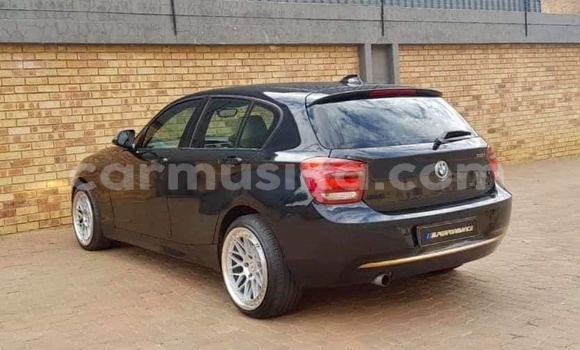 Tenga Tsaru BMW 315 Nhema Mota in Beitbridge in Matabeleland South Tenga Tsaru BMW 315 Nhema Mota in Beitbridge in Matabeleland South