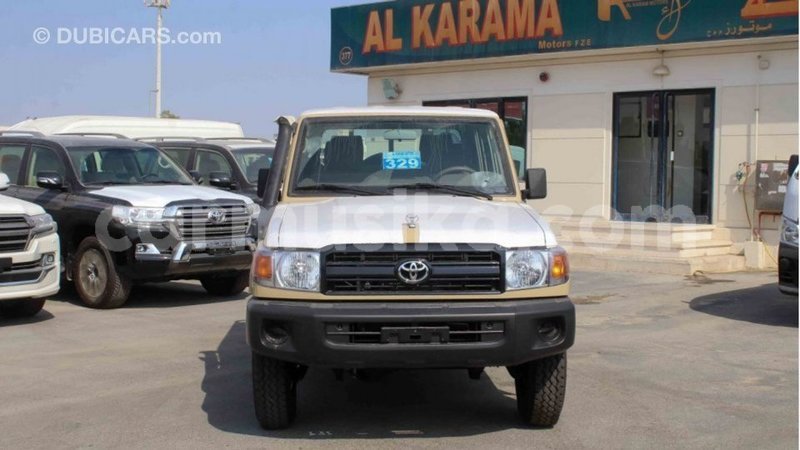 Big with watermark toyota land cruiser harare import dubai 13058