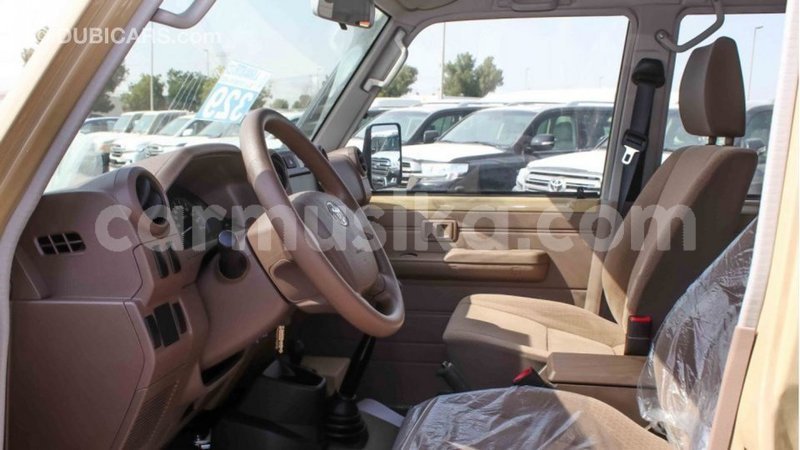 Big with watermark toyota land cruiser harare import dubai 13058