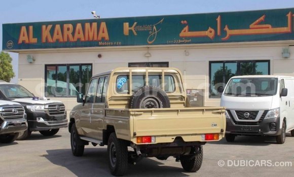 Buy Import Toyota Land Cruiser Beige Car in Import - Dubai in Harare Buy Import Toyota Land Cruiser Beige Car in Import - Dubai in Harare