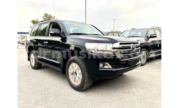 Acheter Import Voiture Toyota Land Cruiser Noir à Import - Dubai, Harare Acheter Import Voiture Toyota Land Cruiser Noir à Import - Dubai, Harare