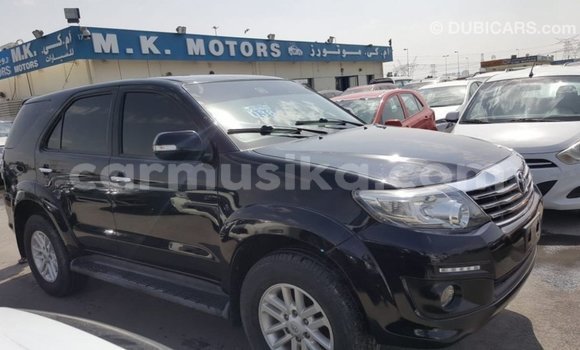 Tenga Imported Toyota Fortuner Nhema Mota in Import - Dubai in Harare Tenga Imported Toyota Fortuner Nhema Mota in Import - Dubai in Harare