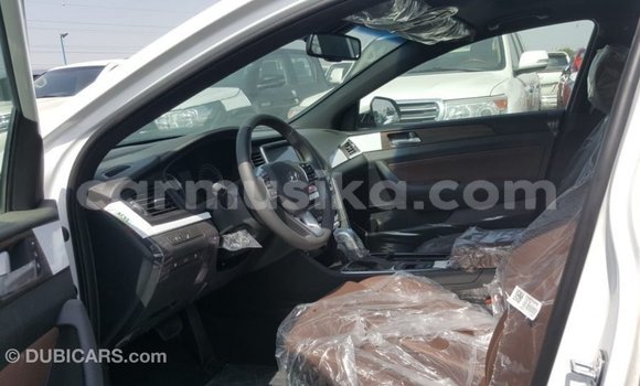 Tenga Imported Hyundai Sonata Chena Mota in Import - Dubai in Harare Tenga Imported Hyundai Sonata Chena Mota in Import - Dubai in Harare