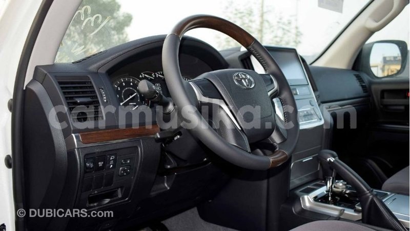 Big with watermark toyota land cruiser harare import dubai 13069