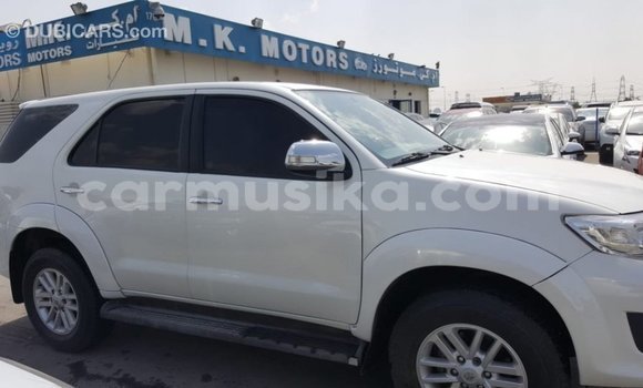 Tenga Imported Toyota Fortuner Chena Mota in Import - Dubai in Harare Tenga Imported Toyota Fortuner Chena Mota in Import - Dubai in Harare