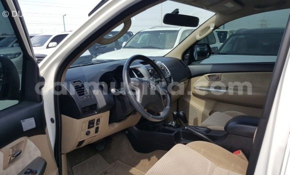 Tenga Imported Toyota Fortuner Chena Mota in Import - Dubai in Harare Tenga Imported Toyota Fortuner Chena Mota in Import - Dubai in Harare