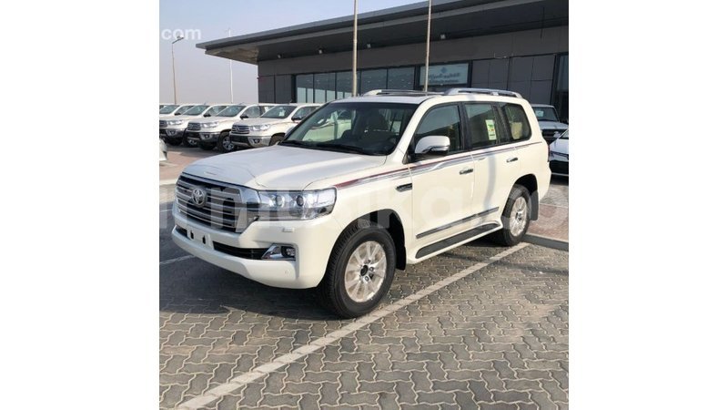 Big with watermark toyota land cruiser harare import dubai 13093