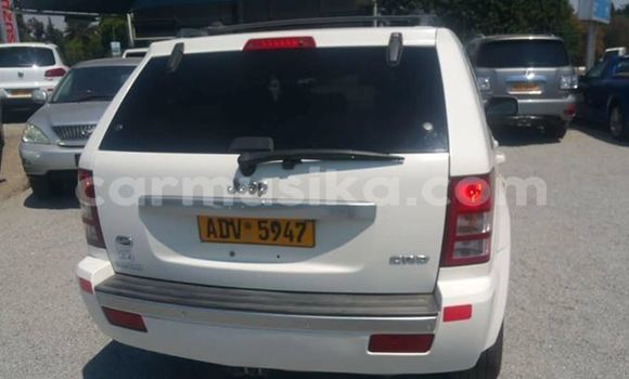 Buy Used Jeep Grand Cherokee White Car in Harare in Harare Buy Used Jeep Grand Cherokee White Car in Harare in Harare