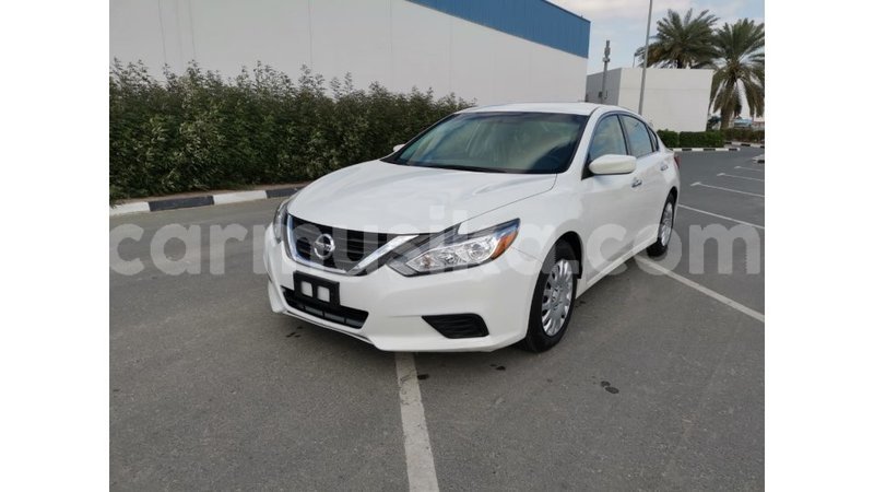 Big with watermark nissan altima harare import dubai 13101