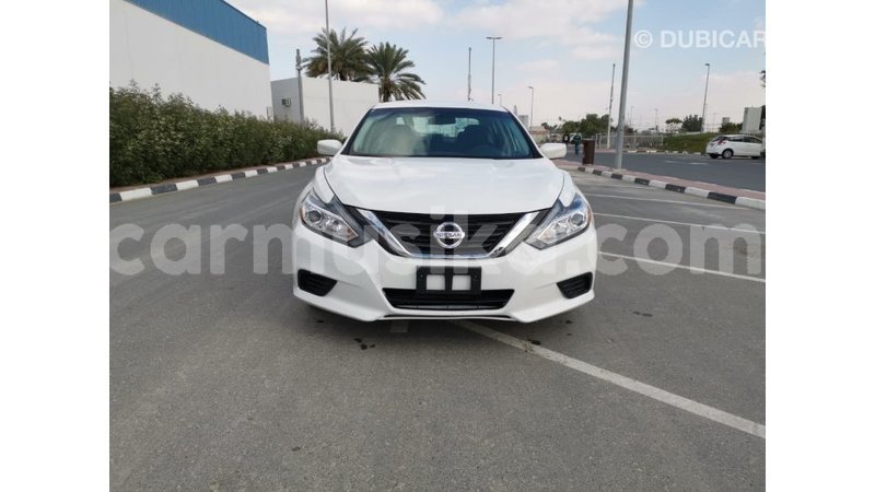 Big with watermark nissan altima harare import dubai 13101