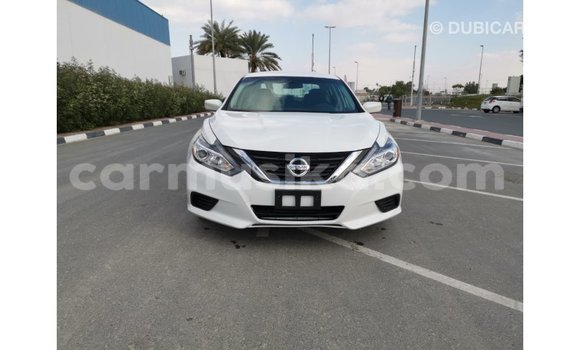 Acheter Import Voiture Nissan Altima Blanc à Import - Dubai, Harare Acheter Import Voiture Nissan Altima Blanc à Import - Dubai, Harare