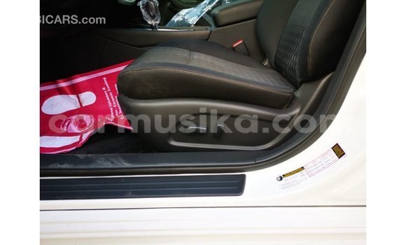 Acheter Import Voiture Nissan Altima Blanc à Import - Dubai, Harare Acheter Import Voiture Nissan Altima Blanc à Import - Dubai, Harare