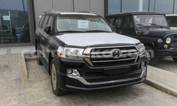 Tenga Imported Toyota Land Cruiser Nhema Mota in Import - Dubai in Harare Tenga Imported Toyota Land Cruiser Nhema Mota in Import - Dubai in Harare