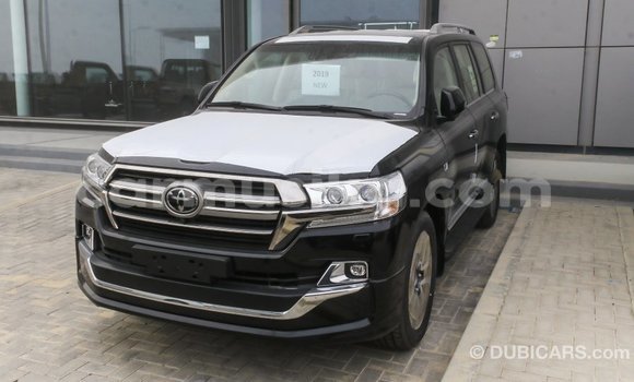 Tenga Imported Toyota Land Cruiser Nhema Mota in Import - Dubai in Harare Tenga Imported Toyota Land Cruiser Nhema Mota in Import - Dubai in Harare