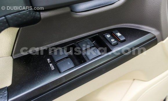 Tenga Imported Toyota Land Cruiser Chena Mota in Import - Dubai in Harare Tenga Imported Toyota Land Cruiser Chena Mota in Import - Dubai in Harare