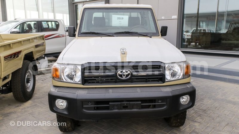 Big with watermark toyota land cruiser harare import dubai 13107