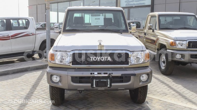 Big with watermark toyota land cruiser harare import dubai 13110